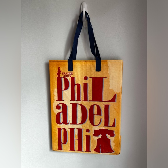 Trader Joe’s Reusable Bag PHILADELPHIA - Picture 1 of 6